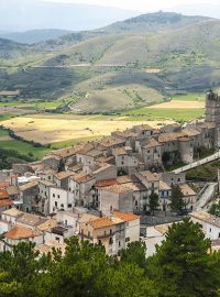 castel-del-monte