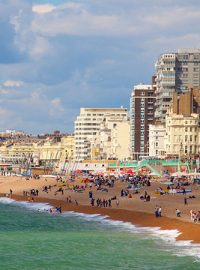 uk-xplore-summer-camp-londres-brighton-praia