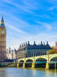 uk-xplore-summer-camp-londres